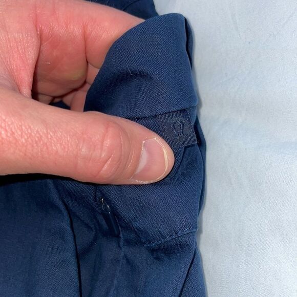 Commission shorts- size 34 - Picture 3 of 4